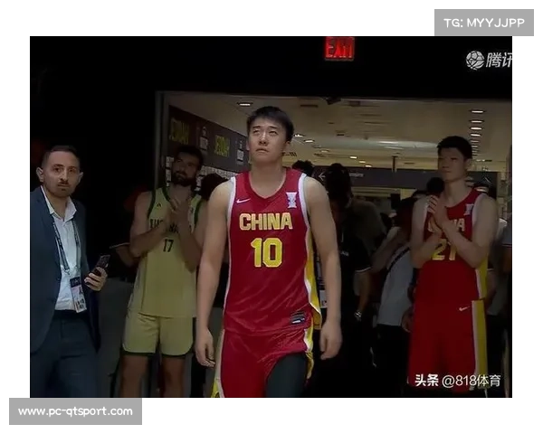 中国德比战半场旧金山大学落后1分，王俊杰得5分3篮板1盖帽